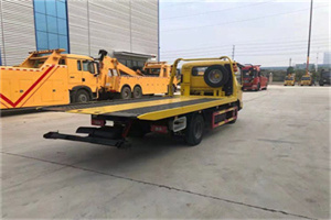 南郊非事故拖车